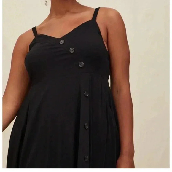 Torrid Midi Challis Asymmetrical Button-Front Dress 00 - Picture 2 of 10